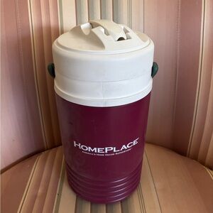 Igloo Homeplace Red Insulated Water Jug